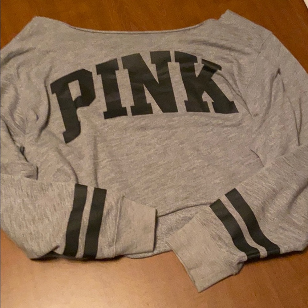 VS cropped long sleeve t-shirt